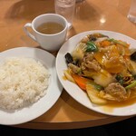 南海飯店 - かたい焼ソバ＋ライス