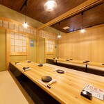 串と煮込みの元祖居酒屋 個室 門限やぶり - 