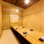 串と煮込みの元祖居酒屋 個室 門限やぶり - 