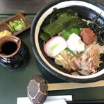 杵屋 - 2021/8/28 ランチで利用。
紀州の梅の冷しおろしうどん(700円)