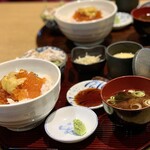 Yakinikubonkura - ぜいたく！ウニ、カニ、イクラ２種丼