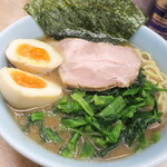 横浜ラーメン 武蔵家  - 料理写真:＜参考＞レディースラーメン＋味玉