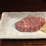 Yakiniku Dainingu Shige - 良い肉じゃのぅ…