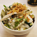 トンテキ食堂8 - ちょっとサラダ(300円)