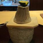 Kajikawa - 松茸、海老、銀杏の土瓶蒸し