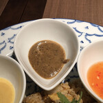 カンボジア料理とアジアンキッチン ニャムバーイ - 胡椒のソース