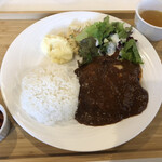 157502898 - 一見カレー、けどハンバーグ