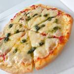 古民家chesto - マルゲリータピザ