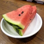 韓国家庭厨房 名家 - 有難かったｻｰﾋﾞｽ西瓜