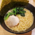 横浜家系ラーメン 独覚家 - 