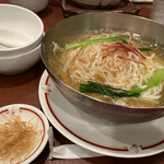 頂上麺 筑紫樓 ふかひれ麺専門店  - 