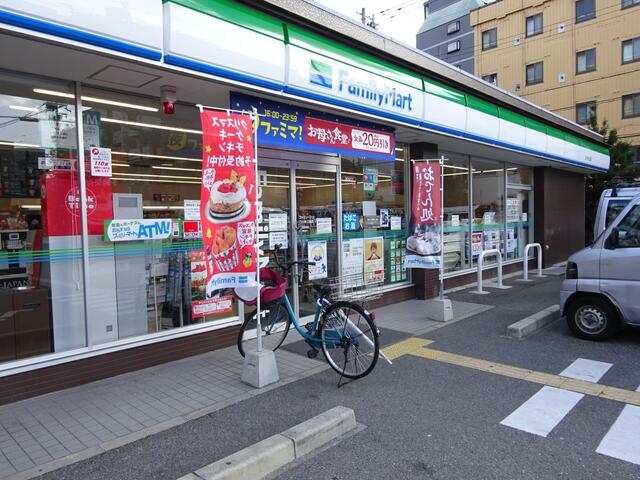 ファミリーマート 淀川東三国店 （FamilyMart） - 東三国/その他 