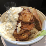 らーめん三極志 - チキン南蛮二郎系ラーメン　980円