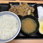 Yoshinoya - 牛皿定食大盛　657円