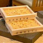 焼肉たまき - 希少な由良赤雲丹