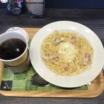 フレッシュネスバーガー - 半熟卵のカルボナーラのスペシャルパスタドリンクセット