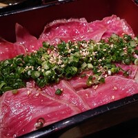 いせもん本店 - 松阪牛レアステーキ重
