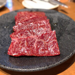 焼肉ホルモン 新井屋 - 厚切りサガリ