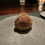 蒼 - バニラビーンズが豊かに香るサクサク生地のシュークリーム。ごちそうさまでした。