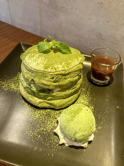 512 Cafe Grill ゴーイチニ 乃木坂 カフェ ネット予約可 食べログ