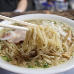 自家製麺 ら～めん かり屋 - 麺、美味しい