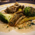 ブラッスリー・ハル - 