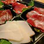 日本酒少量飲み比べの店 酒蔵 - 