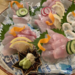 かもめ食堂 - 刺し身の盛合せ