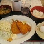 赤札屋 - アジフライ定食