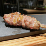 とり茶太郎 - 比内地鶏と名古屋コーチンのMIXせせり