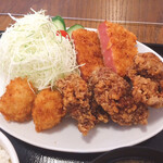 わ楽 - 揚げ物3種:ホタテ、鶏のから揚げ、ハムカツ