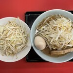 ラーメン もっけだの - ラーメン普通ニンニクヤサイマシマシ+味玉
