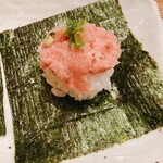 にぎり鮨 一五〇 - びっくりねぎとろ