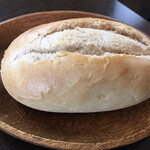 ア・ラ・ボンヌ・ママン - 自家製パン
