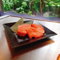 南海グリル 東店 - ロースとイチボ