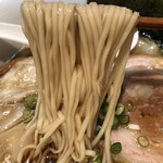 カドヤ食堂 - 麺リフトアップ