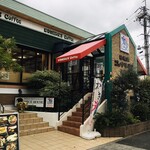 コメダ珈琲店 - 星ヶ丘店は、東山通り沿いの2階にあります♪
