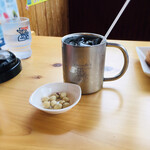 コメダ珈琲店 - アイスコーヒー　甘さがちょうどイイ。コーヒーにぴったりのお豆もイイ(о´∀`о)