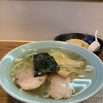 佐野ラ－メン たかの - このセットを食っておけばとりあえず、幸せ❣️