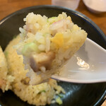 佐野ラ－メン たかの - あっつあつのチャーハン。程よく油も回っており味付けは秀逸❣️