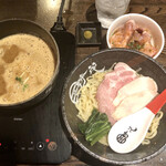 麺屋 時茂 - 『濃厚鶏白湯つけ麺(醤油)＋レアチャーシュー丼』