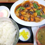 きくや食堂 - 酢豚定食