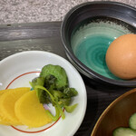 Sudachi - 漬物と生卵