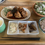 Tona cafe - 