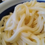 丸亀製麺 - うどんのアップ