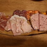 ビストロ ラグリ - 