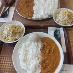 妻田カレー - 牛スジカレー　900円＋味付け玉子　100円