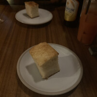 BLU - 自家製チーズフォカッチャ