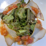 タヴォロッツァ - 前菜　カジキマグロの軽いスモークサラダ仕立て