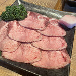 Ryuukyuu Kominka Yakiniku Ryuuguu - 